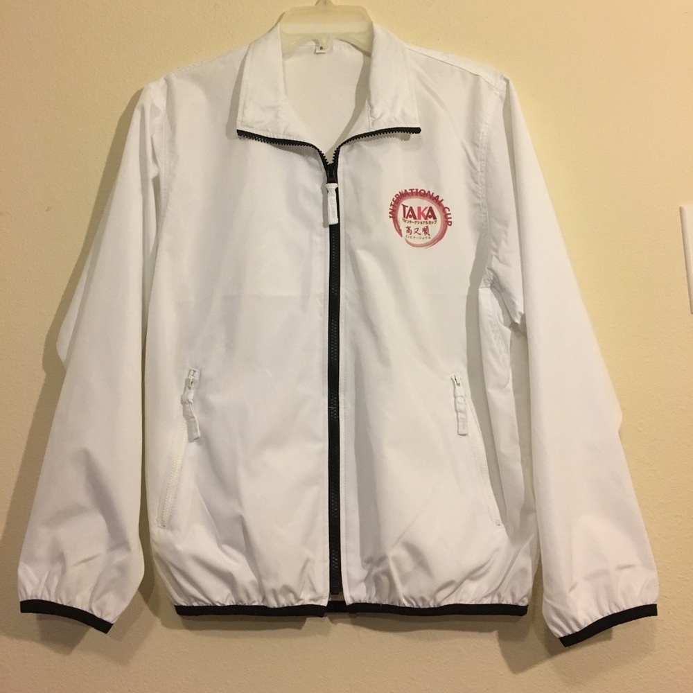 TAKA international light windbreaker jacket